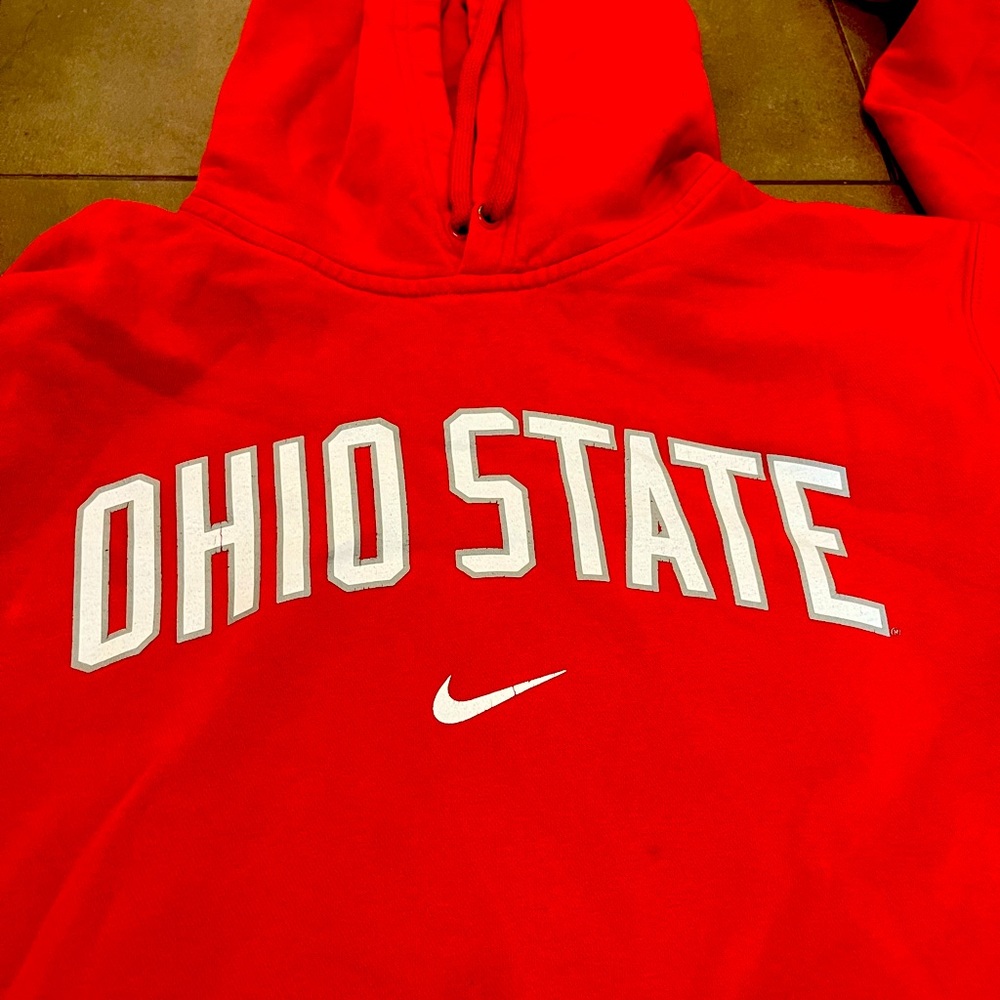 NIKE OHIO STATE CENTER SWOOSH HOODIE XL